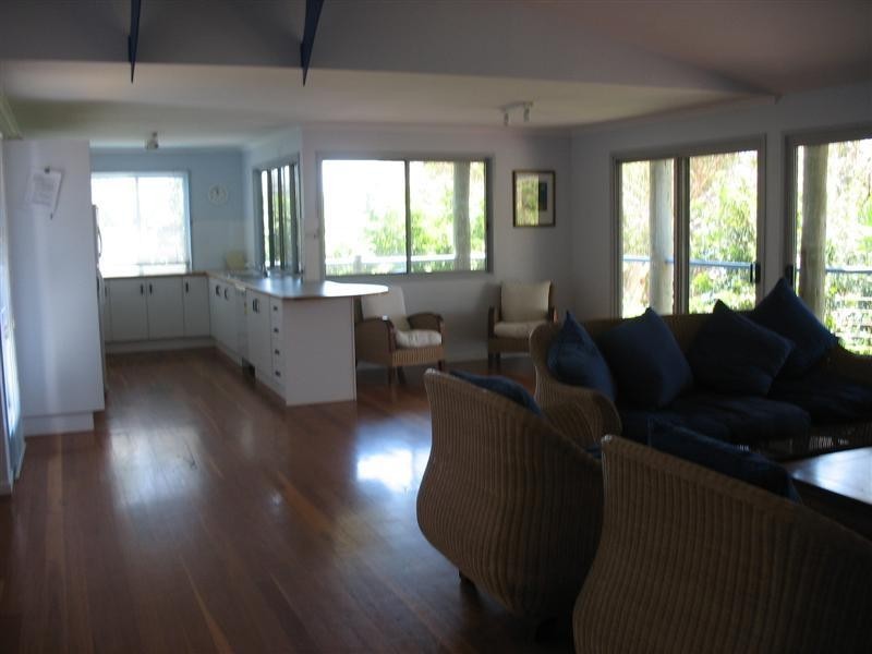 81 Tramican Street, Point Lookout QLD 4183