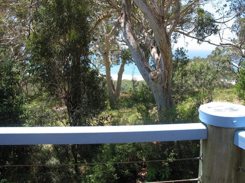 81 Tramican Street, Point Lookout QLD 4183