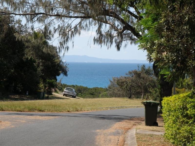2/36 George Nothling Drive, Point Lookout QLD 4183