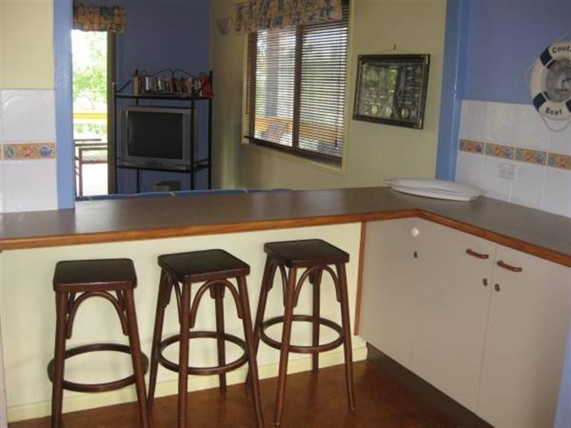 40 CUMMING Parade, Point Lookout QLD 4183