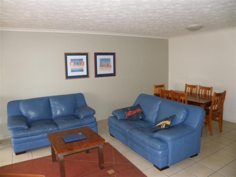 4/11 SAMARINDA Drive, Point Lookout QLD 4183