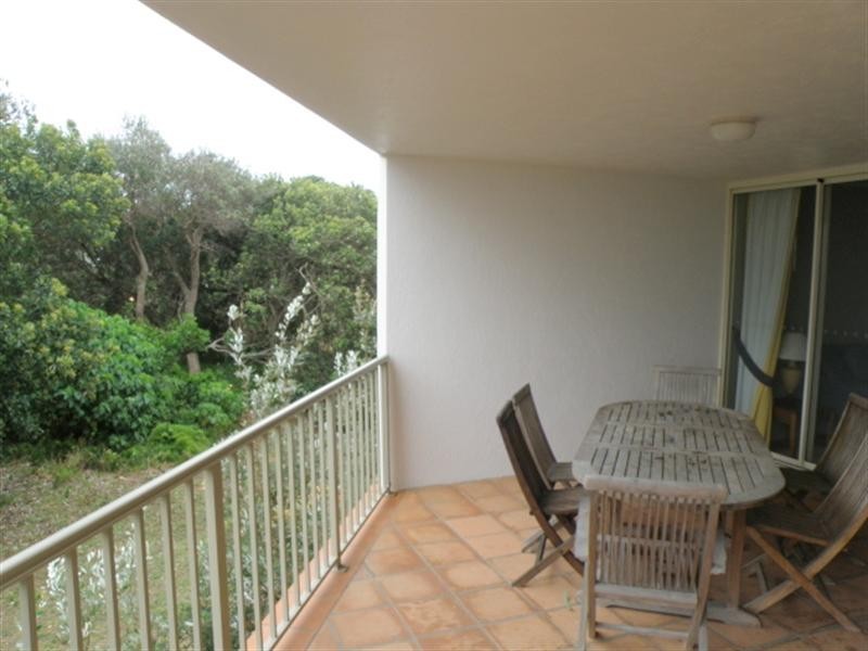 4/11 SAMARINDA Drive, Point Lookout QLD 4183