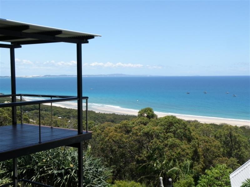 119 TRAMICAN Street, Point Lookout QLD 4183