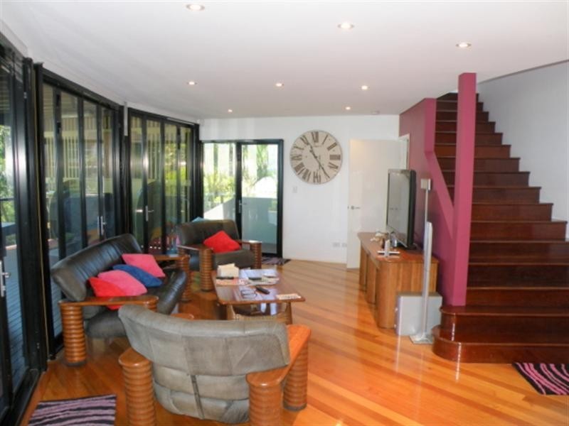 119 TRAMICAN Street, Point Lookout QLD 4183