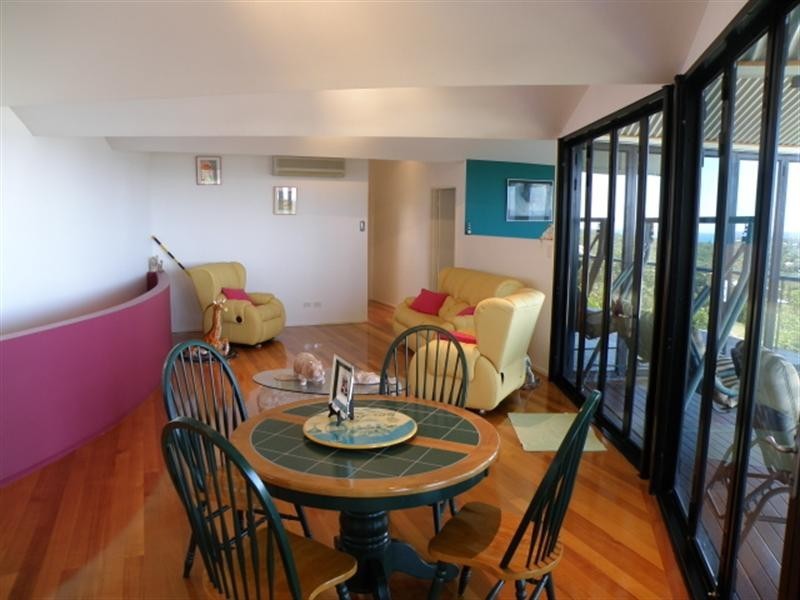 119 TRAMICAN Street, Point Lookout QLD 4183