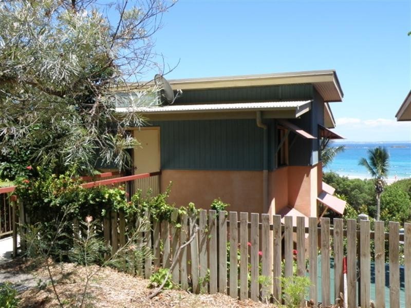 3/118 Mooloomba Road, Point Lookout QLD 4183