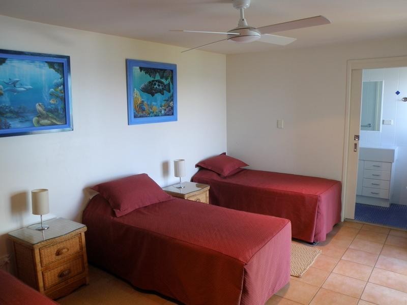 9/6 Cumming Parade, Point Lookout QLD 4183