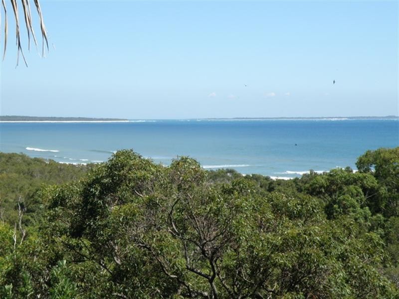 9 Merinda Crescent, Point Lookout QLD 4183