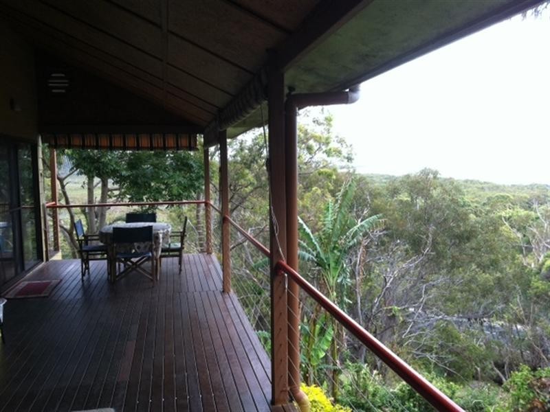 9 Merinda Crescent, Point Lookout QLD 4183