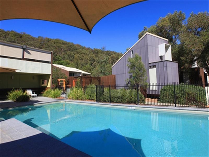 18/49 Dickson Way, Point Lookout QLD 4183