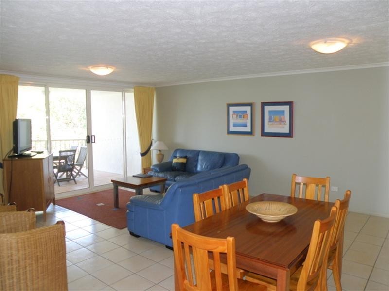4/11 SAMARINDA Drive, Point Lookout QLD 4183
