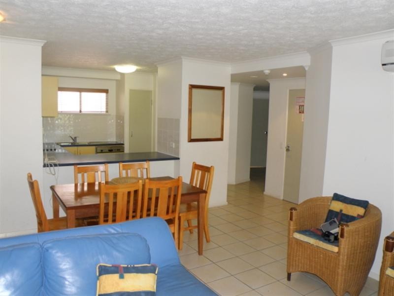 4/11 SAMARINDA Drive, Point Lookout QLD 4183