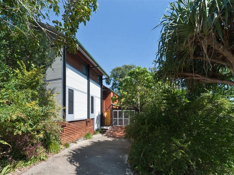 6 Billa Street, Point Lookout QLD 4183