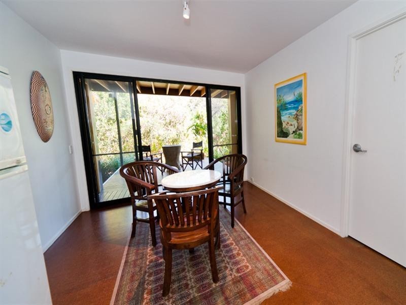 6 Billa Street, Point Lookout QLD 4183