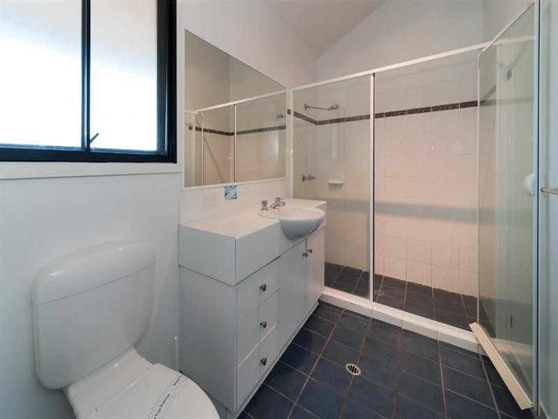 6 Billa Street, Point Lookout QLD 4183
