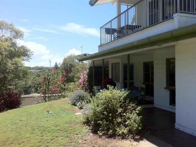 32 Booran Street, Point Lookout QLD 4183