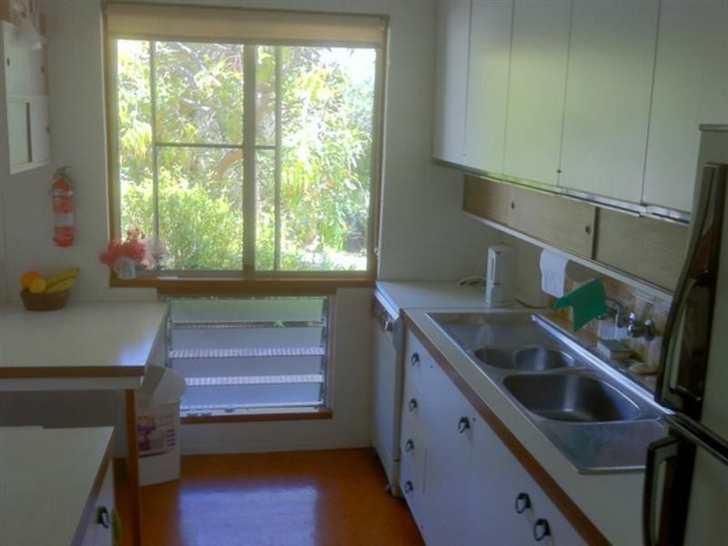 32 Booran Street, Point Lookout QLD 4183