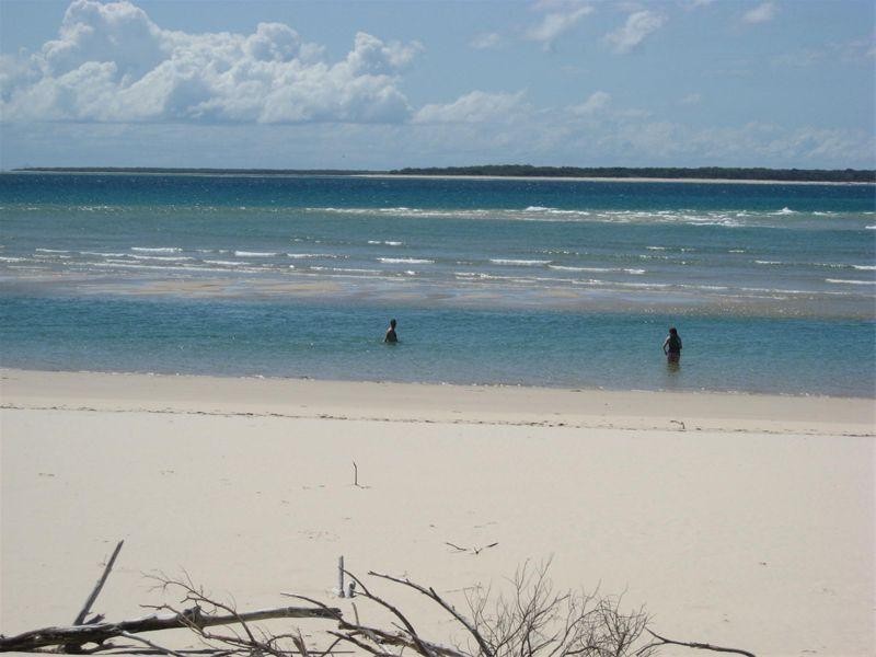 10 Old Ballow Street, Amity Point QLD 4183