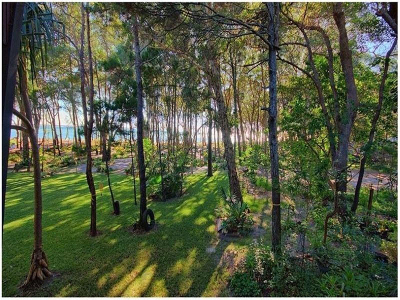 10 Old Ballow Street, Amity Point QLD 4183