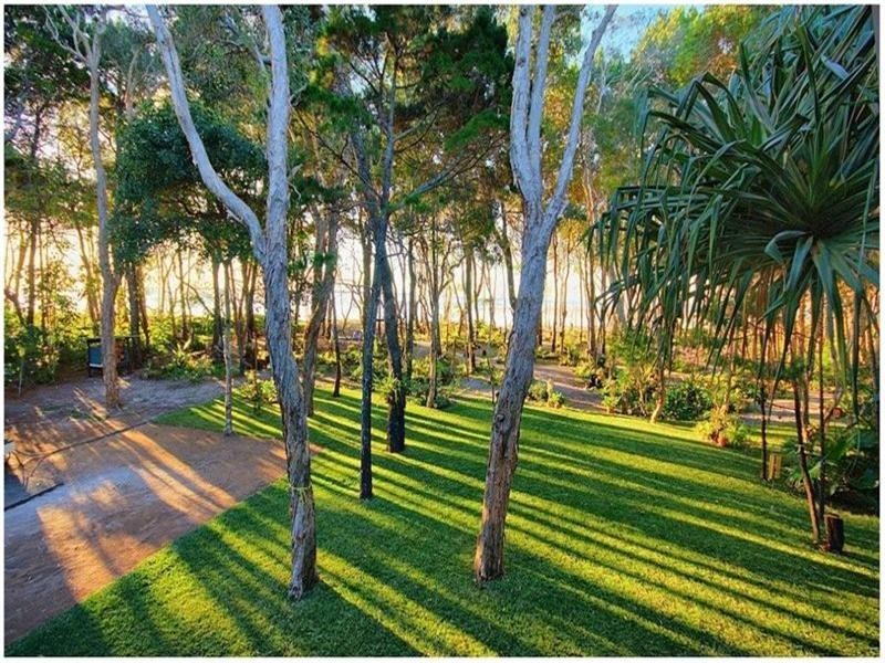 10 Old Ballow Street, Amity Point QLD 4183