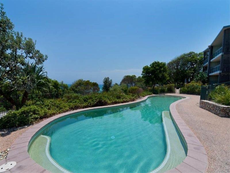 2/158 Dickson Way, Point Lookout QLD 4183