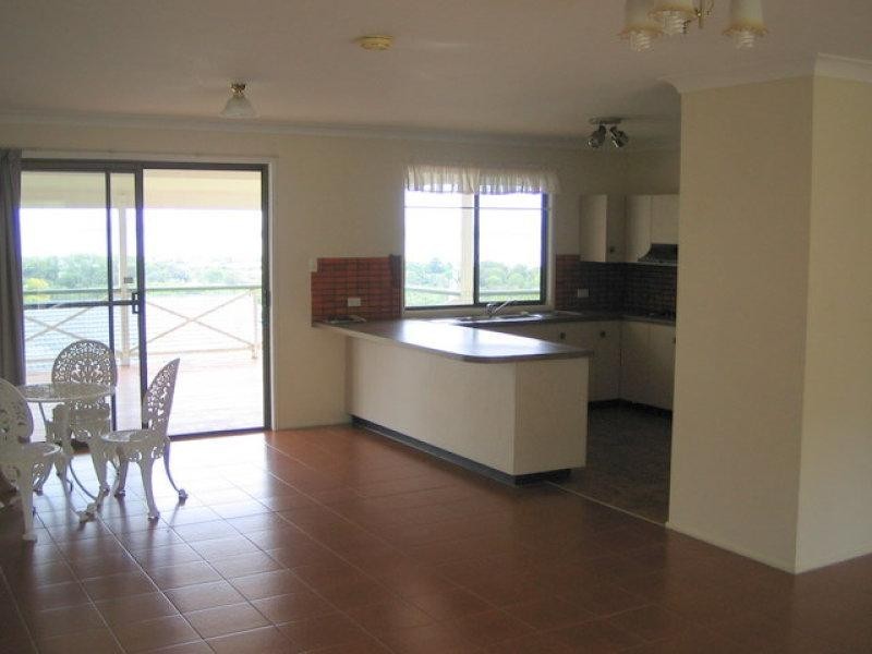 123 Rainbow Crescent, Dunwich QLD 4183