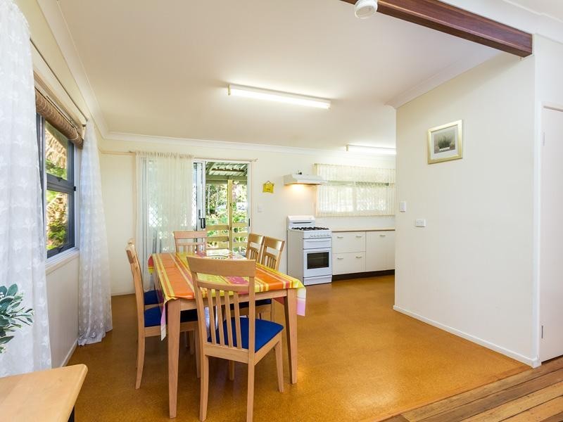 89 Mooloomba Road, Point Lookout QLD 4183