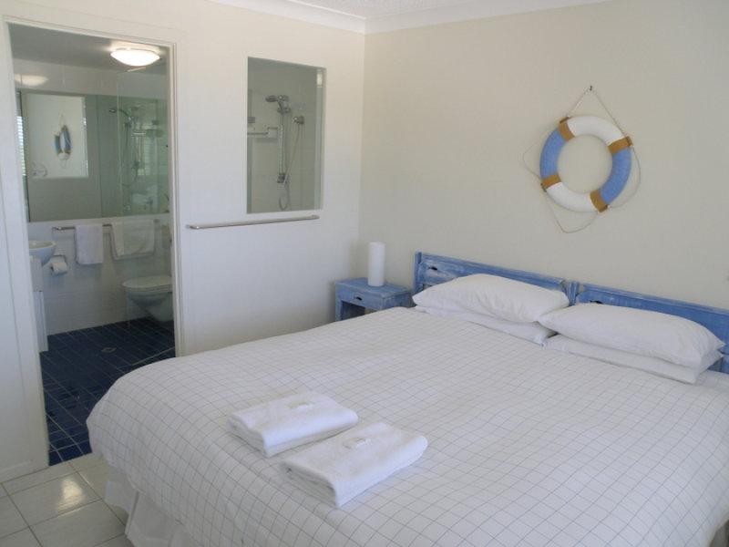 12/1-5 Samarinda Drive, Point Lookout QLD 4183