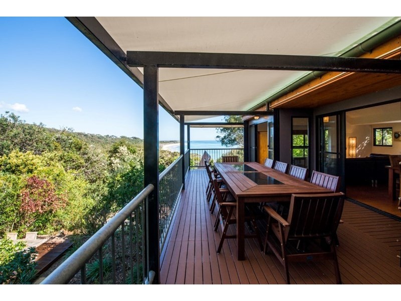 6 Billa Street, Point Lookout QLD 4183