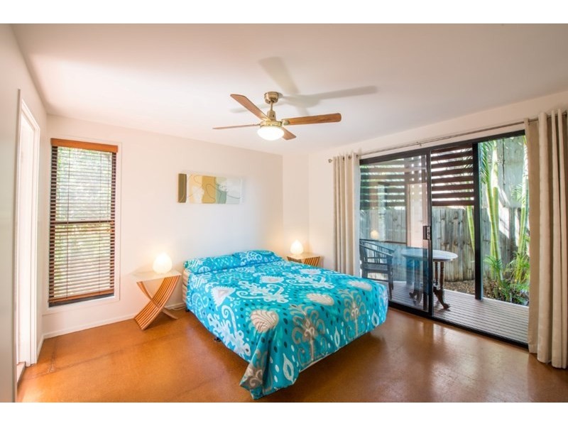 6 Billa Street, Point Lookout QLD 4183