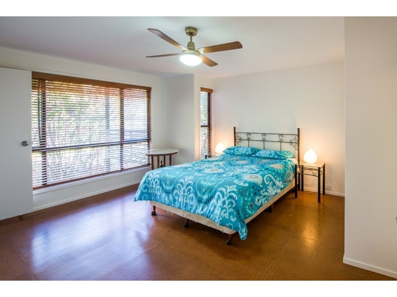 6 Billa Street, Point Lookout QLD 4183