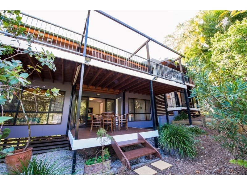 6 Billa Street, Point Lookout QLD 4183