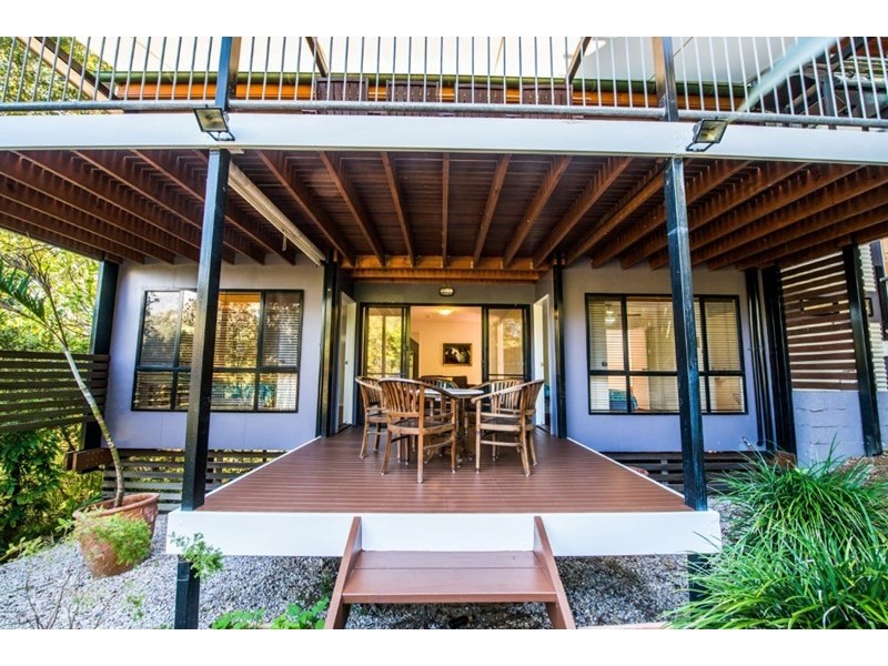 6 Billa Street, Point Lookout QLD 4183