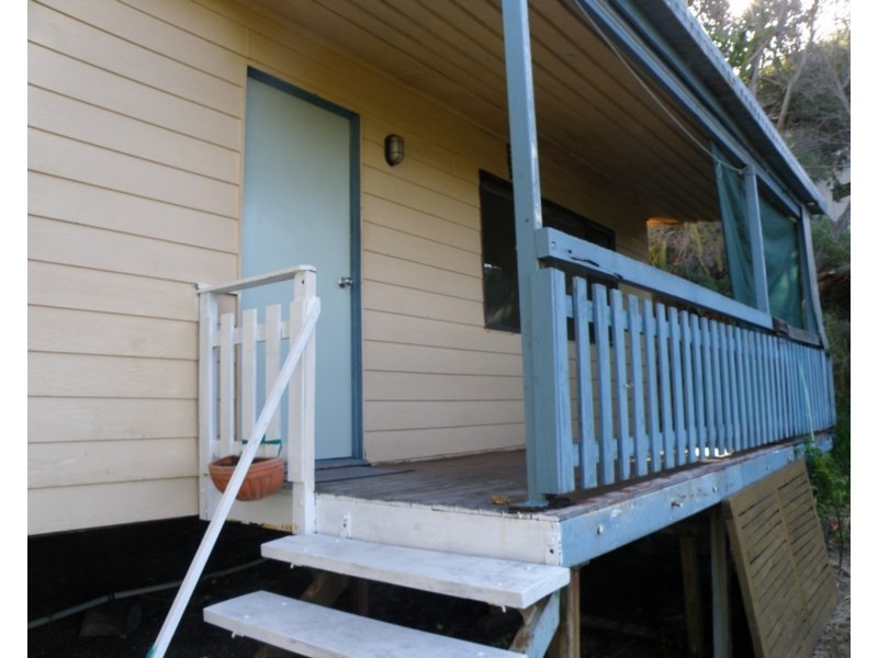 12 Cumming Parade, Point Lookout QLD 4183