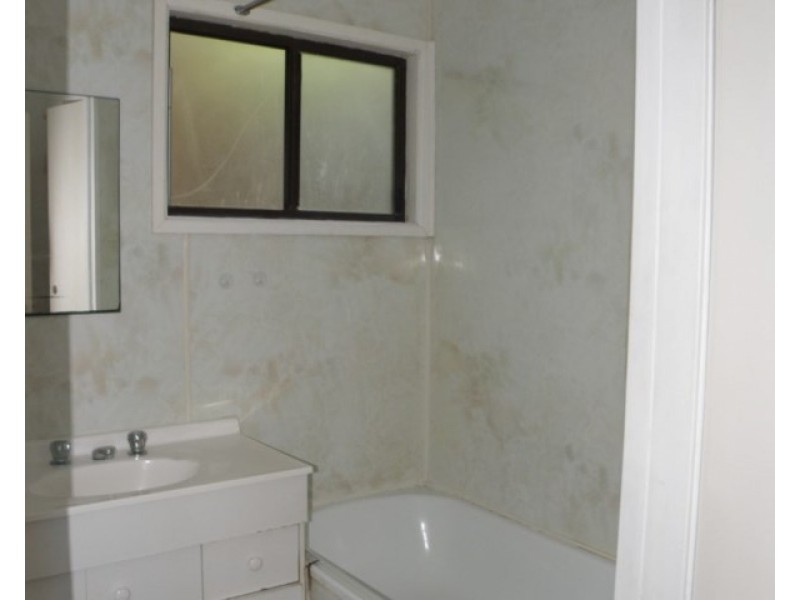 12 Cumming Parade, Point Lookout QLD 4183