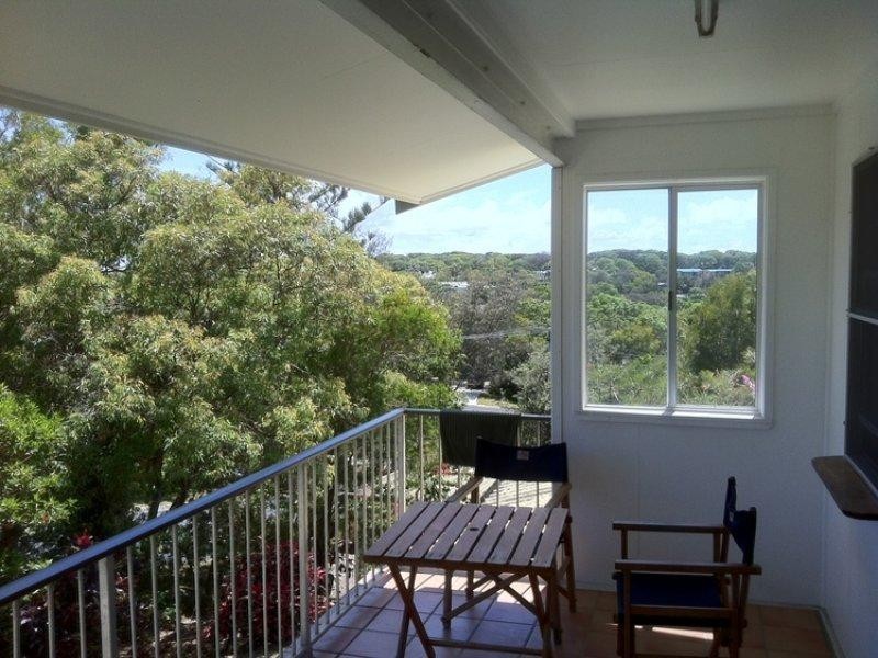 32 Booran Street, Point Lookout QLD 4183