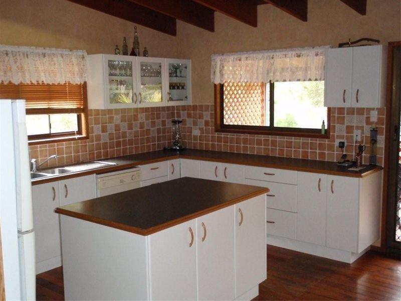 156 Rainbow Crescent, Dunwich QLD 4183