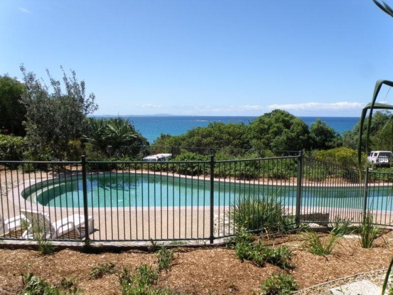 4/158 Dickson Way, Point Lookout QLD 4183