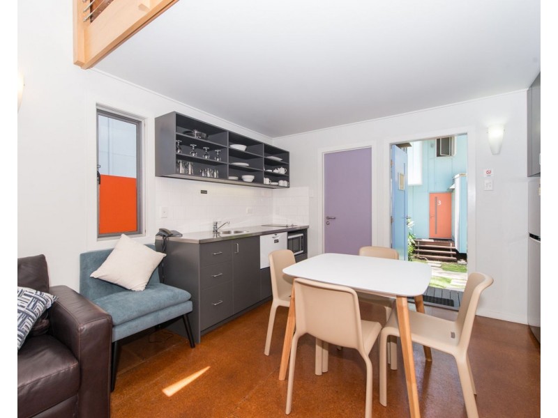 13/49 Dickson Way, Point Lookout QLD 4183
