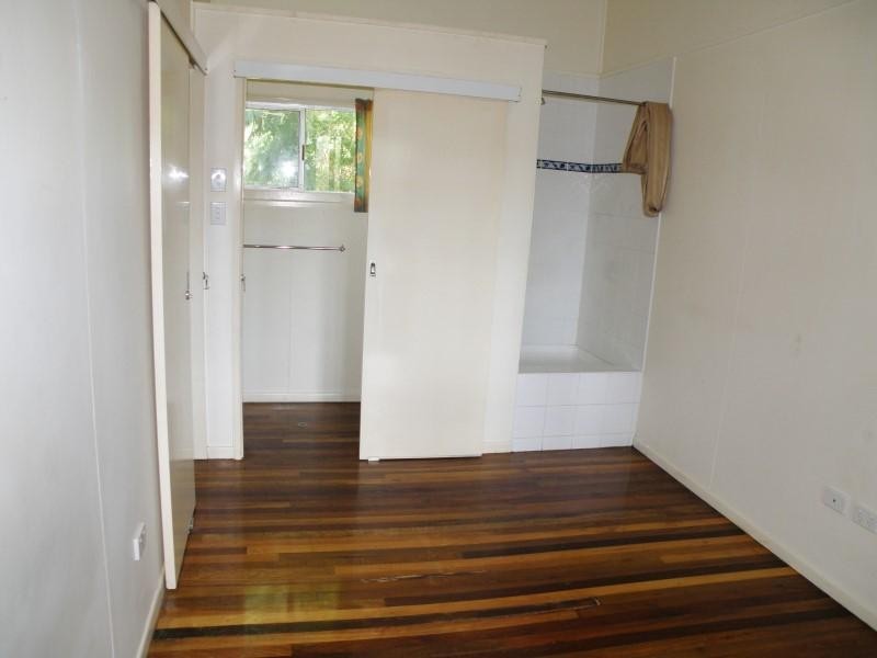 30 Booran Street, Point Lookout QLD 4183