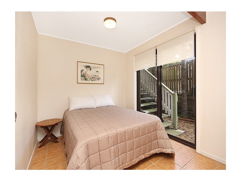 1A Pratt Court, Point Lookout QLD 4183