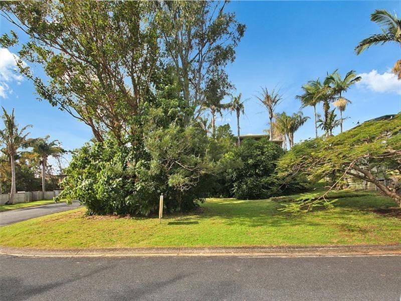 2/123 Tramican Street, Point Lookout QLD 4183