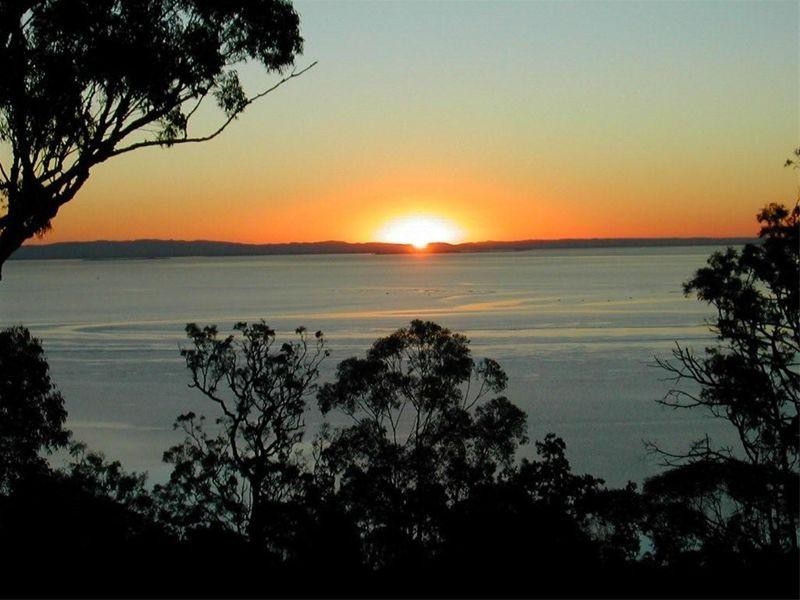 194 Dickson Way, Dunwich QLD 4183