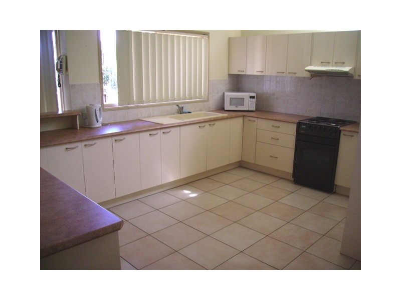 38 Samarinda Way, Point Lookout QLD 4183