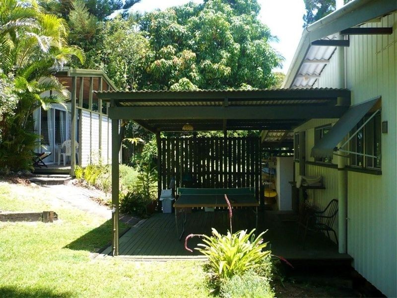 105 Dickson Way, Point Lookout QLD 4183