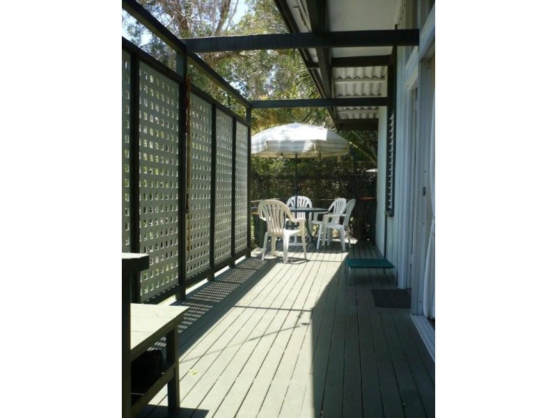 105 Dickson Way, Point Lookout QLD 4183