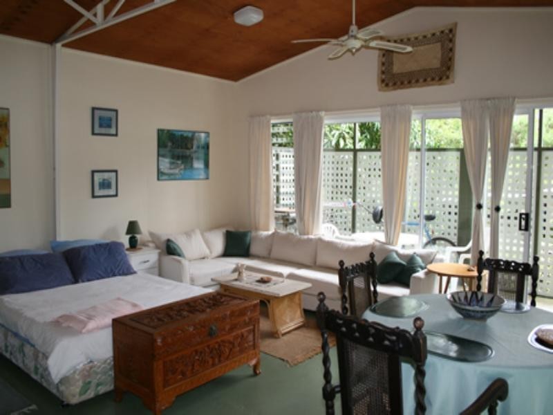 105 Dickson Way, Point Lookout QLD 4183