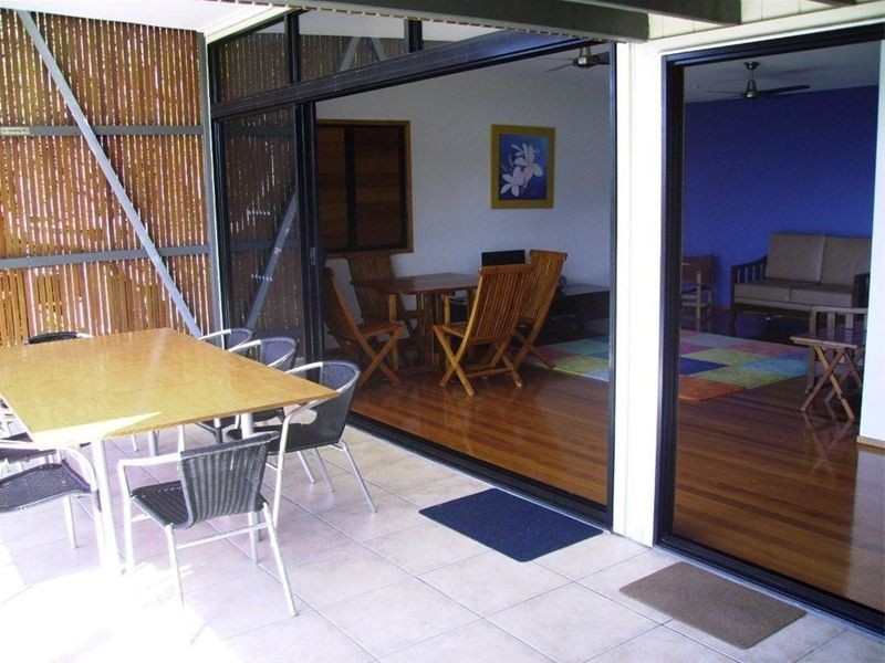 34 Booran Street, Point Lookout QLD 4183