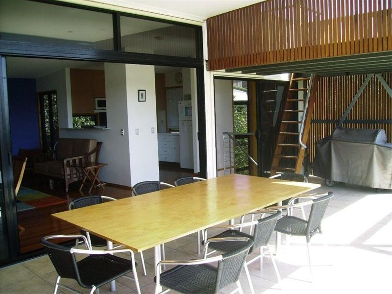 34 Booran Street, Point Lookout QLD 4183