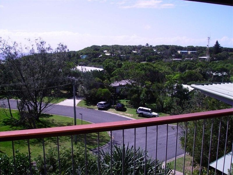 34 Booran Street, Point Lookout QLD 4183